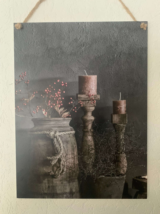 Wandbord hangend voor een landelijk, stoer en sober interieur